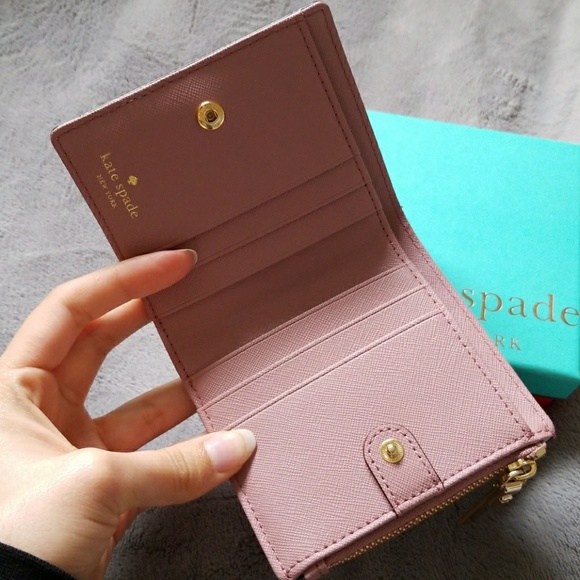 🔴SOLD🔴Kate Spade small wallet - Picture 5 of 6
